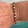 Armbanden platte Heishi kralen Caramel met Hematiet 2 en 4 mm. Met liefde gemaakt in 's-Hertogenbosch.