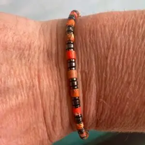 Armbanden platte Heishi kralen Oranje met Hematiet 2 en 4 mm