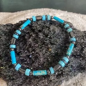 Armband Heishi 6mm Turquoise met Hematiet