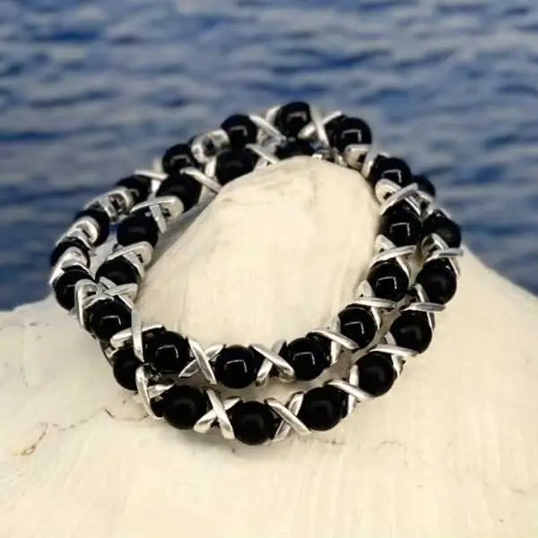 Armband Cross Original 8mm Black Onyx uitgevoerd met edelstaa